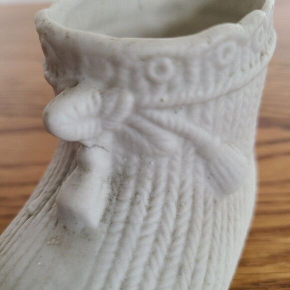 Vintage Bisque Porcelain Ceramic Baby Bootie Mini Planter Trinket Container - Picture 14 of 15